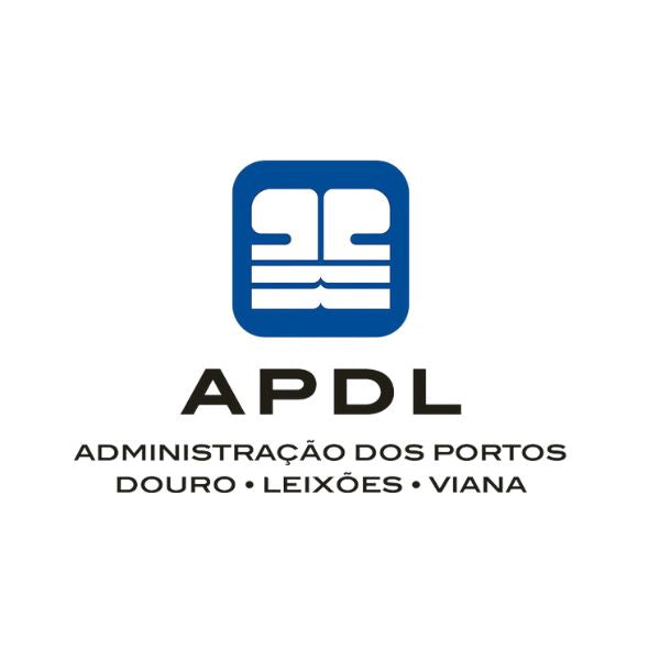 Logótipo da APDL. Uma empresa que gere os portos marítimos do Douro, Leixões e Viana do Castelo, e que é cliente da Tintas e Pinturas. A Tintas e Pinturas é uma empresa especializada em soluções de pintura e proteção anticorrosiva.