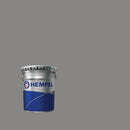 Lata do Hempadur Mastic 45880 da Hempel sobre um fundo alumínio, cor identificada pelo fabricante com o número 19871, que corresponde ao código RAL 9007.