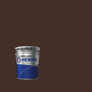 Lata do Hempadur Mastic 45880 da Hempel sobre um fundo castanho chocolate, cor identificada pelo fabricante com o número 67170, que corresponde ao código RAL 8017.