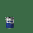 Lata de Hemuthane Enamel da Hempel sobre um fundo verde, cor identificada pelo fabricante com o número 40900.