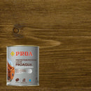 Embalagem do Lasur Acetinado Proaqua da Proa sobre um fundo de madeira CASTANHO VELHO.