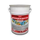 Embalagem de 5 litros do Grafitop da Grouht, uma pasta idealizada para remover, limpar e decapar muros, fachadas e monumentos sujeitas a trabalhos de grafiti e pinturas indevidas.