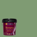 Embalagem da tinta para exteriores REVEPROA MATE SEDA sob um fundo que ilustra a cor LUGO do catálogo de cores para fachadas da marca Pinturas Proa.