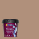 Embalagem da tinta para exteriores REVEPROA ACETINADA sob um fundo que ilustra a cor OPORTO do catálogo de cores para fachadas da marca Pinturas Proa.