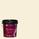 Embalagem da tinta para exteriores REVEPROA MATE SEDA sob um fundo que ilustra a cor SAN SEBASTIAN do catálogo de cores para fachadas da marca Pinturas Proa.