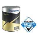 Lata do Silic One da Hempel, considerado pela revista Practical Boat Owner o "best antifouling" do mercado. Este produto pode ser adquirido na Tintas e Pinturas.