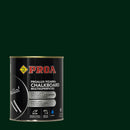 Lata da Tinta Ardósia da marca Pinturas Proa para a criação de um chalkboard na parede, sobre um fundo de cor VERDE INGLÊS.